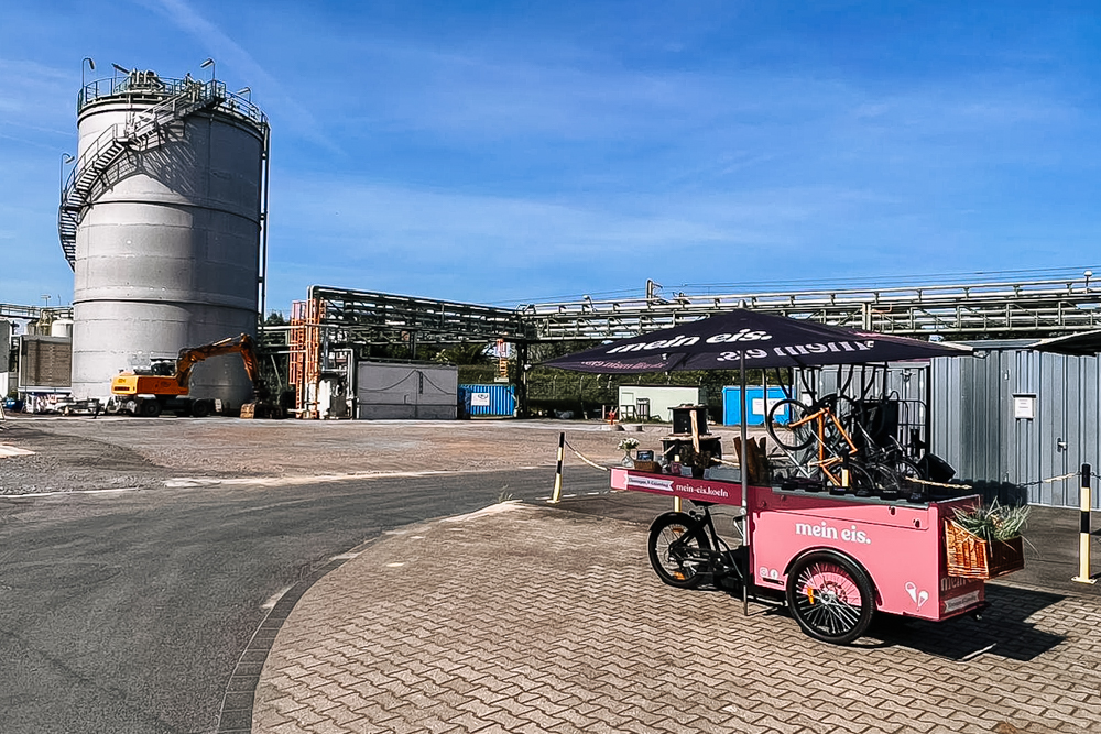 Eis Catering Eisbike Firmengelände Mitarbeiteraktion evonik mein eis mobile eistheke Köln Bonn Düsseldorf Eis Catering Eisbike Firmengelände Mitarbeiteraktion evonik mein eis mobile eistheke Köln Bonn Düsseldorf