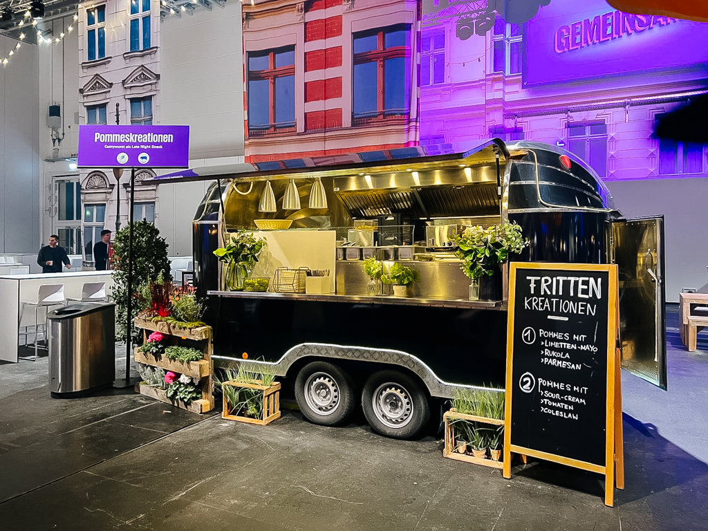 Feingenuss Beispiele Events_Firmenevent Eis Catering Mitarbeiterfest Eisfahrrad Mein Eis Mobil Speiseeis Köln Bonn Düsseldorf